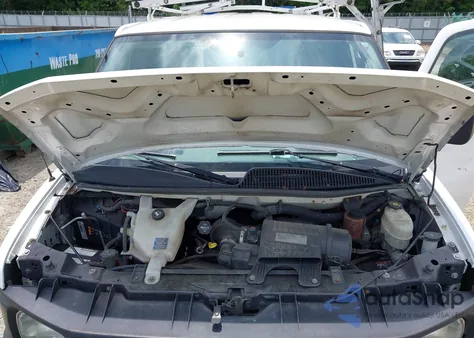 2017 Chevrolet Express 2500 Work Van from USA, damaged, VIN 1GCWGAFF4H1102432